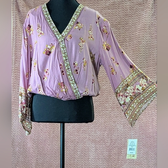 Rewind Tops - NWT Rewind Women's /Juniors Antique Plum Floral Top